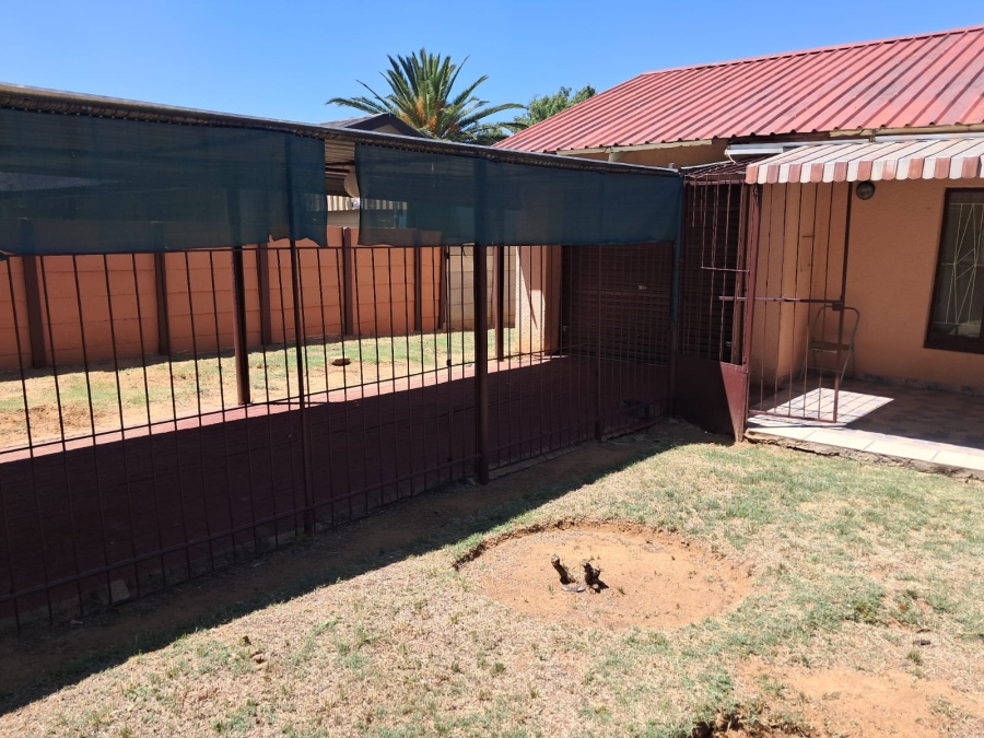 To Let 3 Bedroom Property for Rent in Bedelia Free State